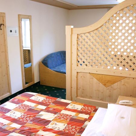 Hotel Cima Dodici Vigo di Fassa Extérieur photo