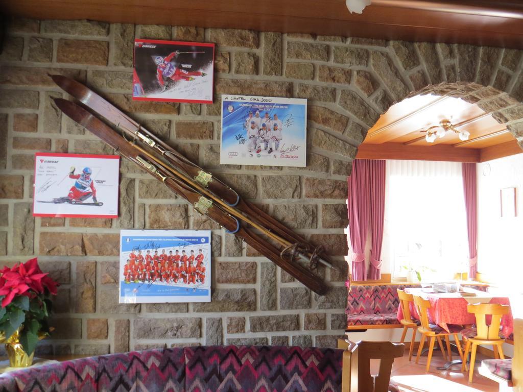 Hotel Cima Dodici Vigo di Fassa Extérieur photo