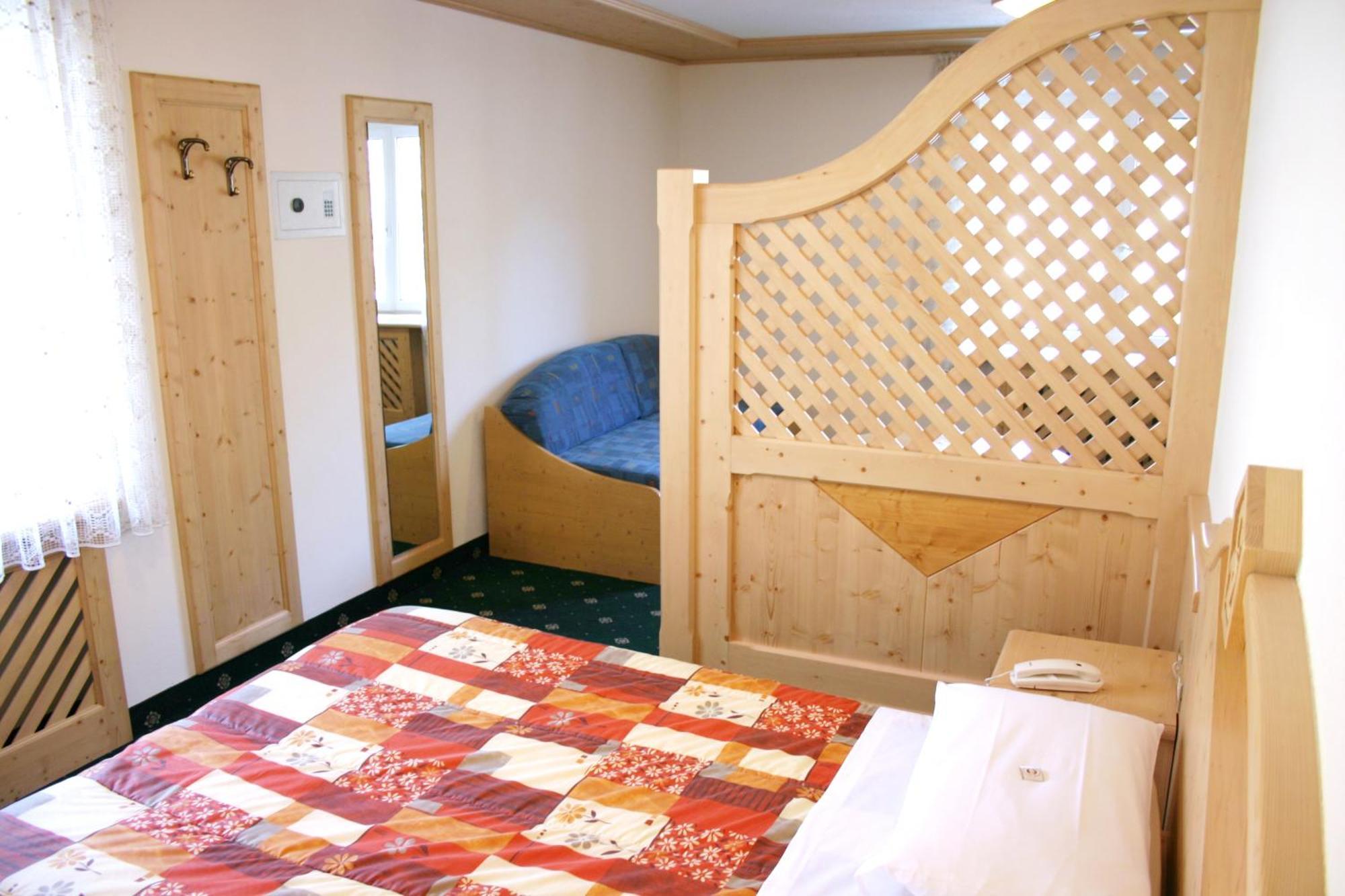 Hotel Cima Dodici Vigo di Fassa Extérieur photo