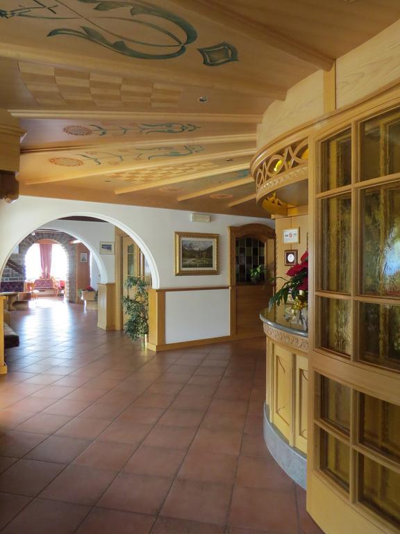 Hotel Cima Dodici Vigo di Fassa Extérieur photo